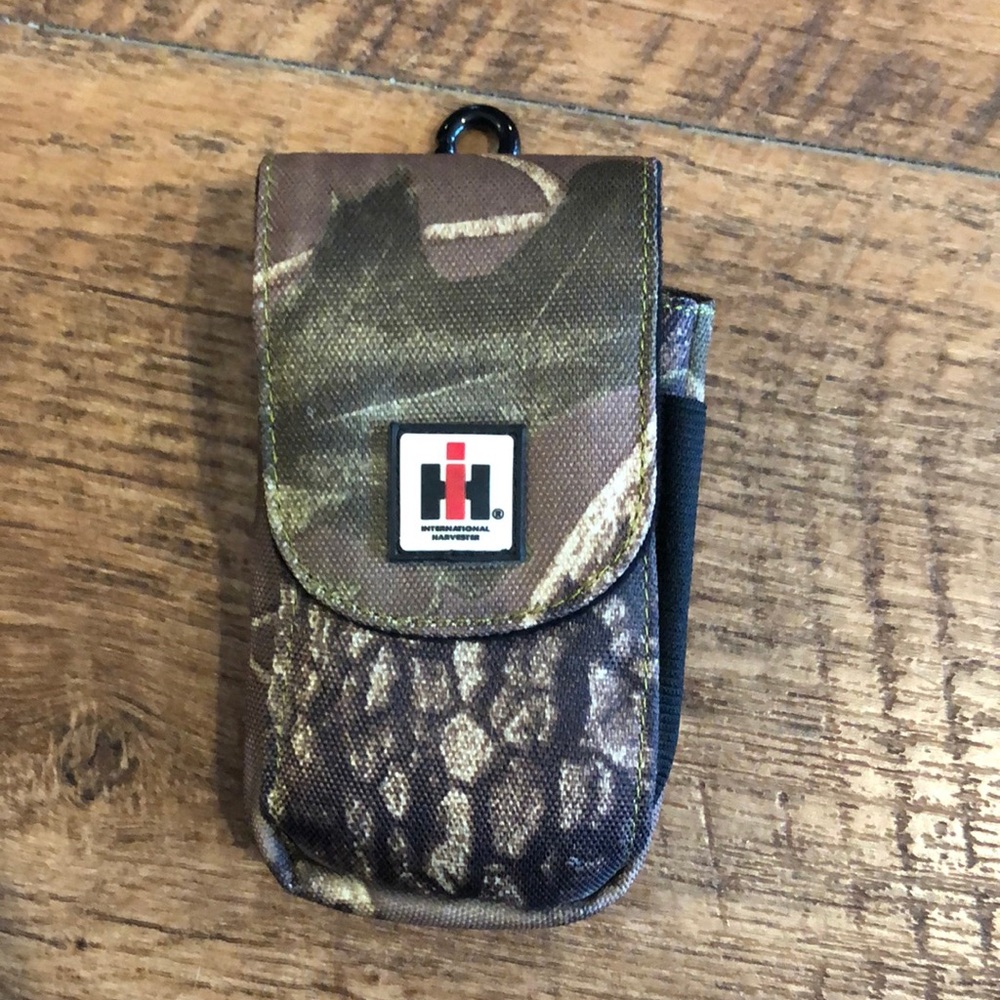 International Harvester Cell Phone Holder